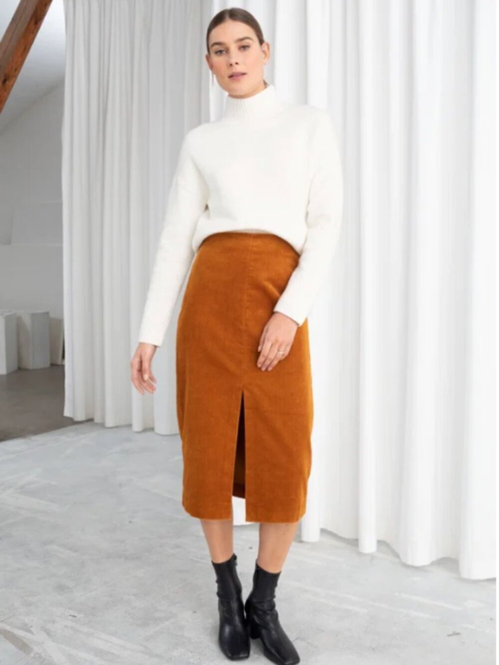 & Other Stories Orange Corduroy Midi Skirt with a Front Slit - US 10 / EU 42